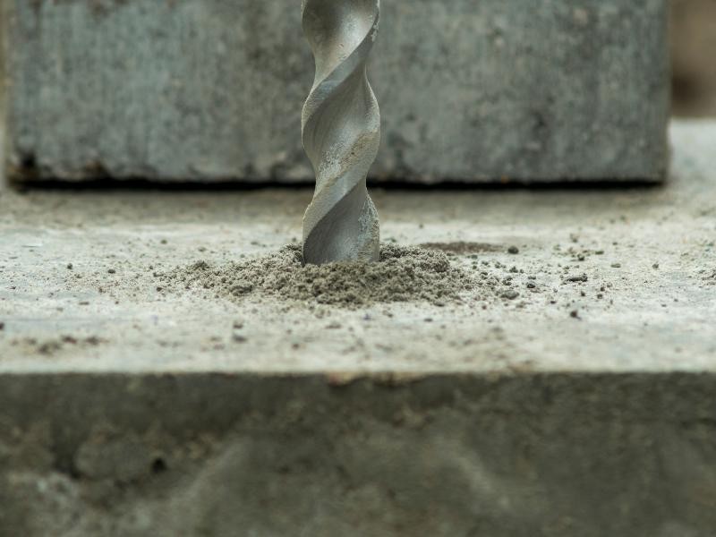 Qual a Melhor Broca para Perfuratriz em Concreto? Guia de Escolha e Manutenção